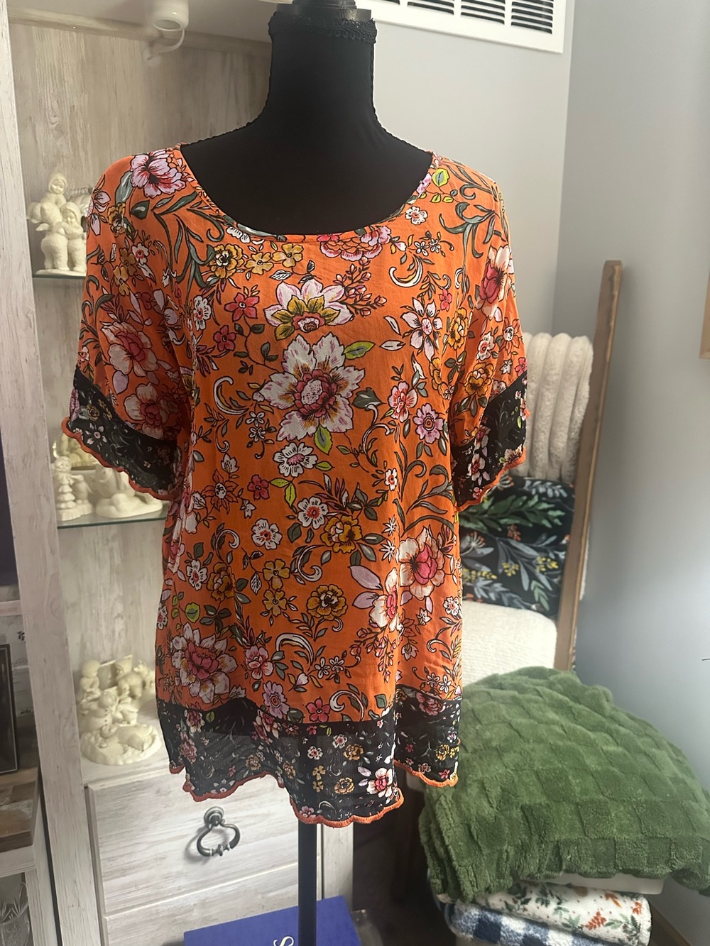 Orange Floral Short-Sleeve Blouse with Black Lace Hem